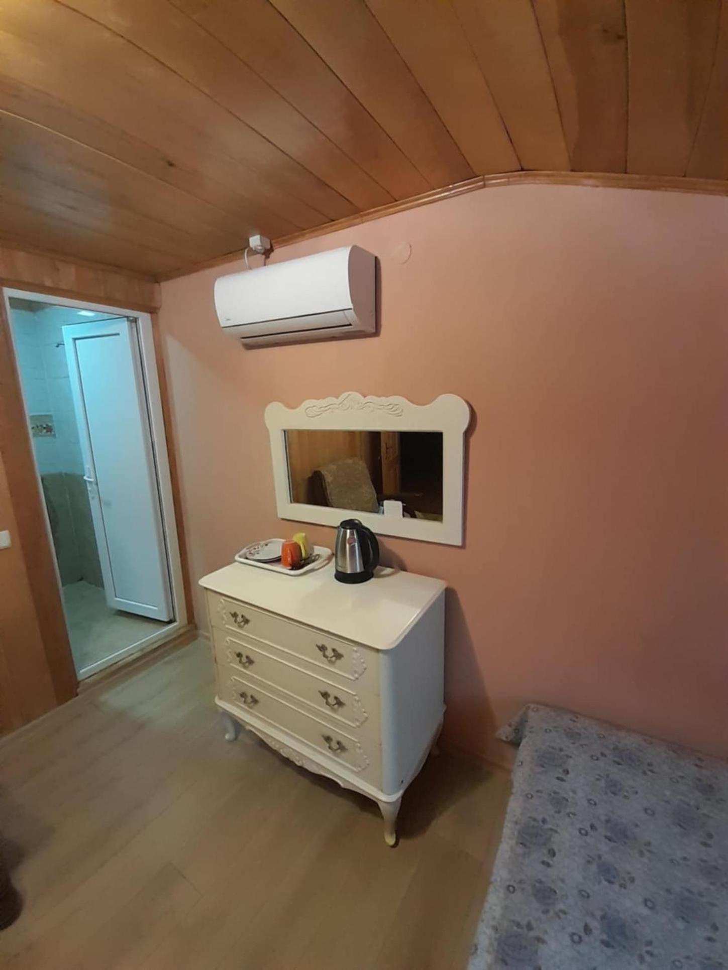 When In Tbilisi Hotel ภายนอก รูปภาพ